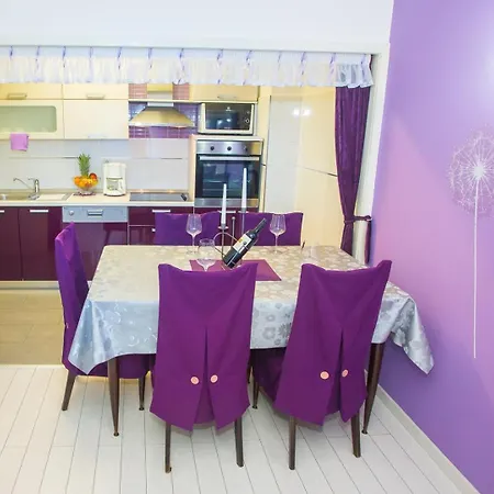 Mirjana Apartment *